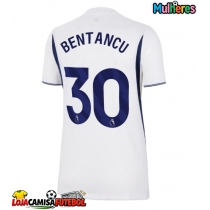 Camisa de Futebol Tottenham Hotspur Rodrigo Bentancur #30 Equipamento Principal Mulheres 2026-27 Manga Curta
